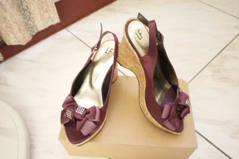 紫色契型鞋