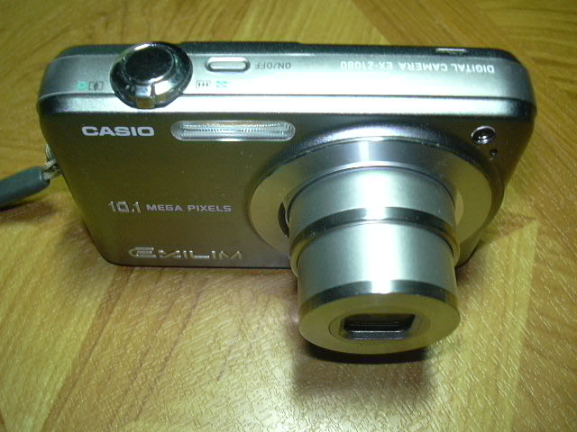 1000萬畫素數位相機(CASIO EX-Z1080)已售出