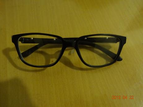 黑色膠框眼鏡(造型用不適配鏡片)