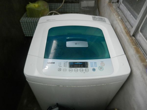 洗衣機 6000元