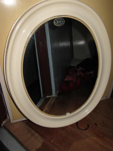 衛浴鏡 橢圓鏡 售50元