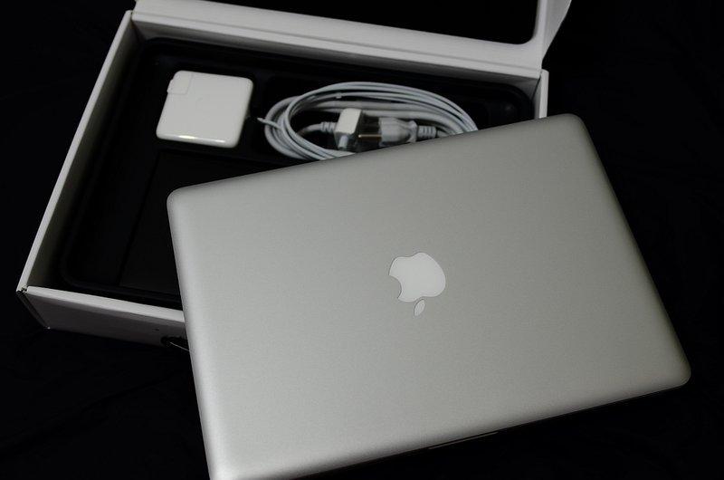 2010 MacBook Pro 13吋 2.4GHz 250GB 4G DDR3 SDRAM