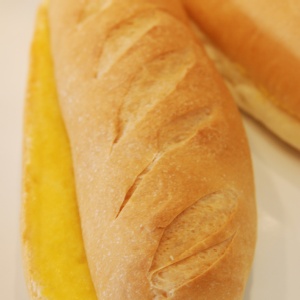 維也納奶油麵包3入.jpg