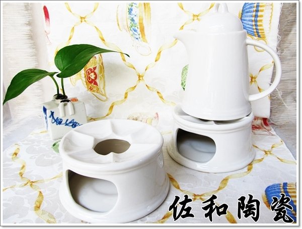 英式鄉村純白茶壺(含爐座)150元