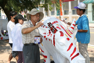 95年澎湖地景開幕系列活動─彩繪模型牛