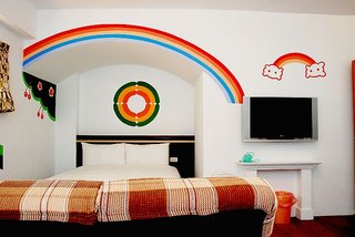 6人房型的彩虹繪圖