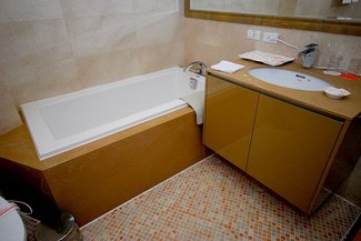 百世多麗所有房型都提供浴缸泡澡，還有乾濕分離淋浴間