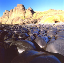 澎湖岩石、拍攝者：李明忠