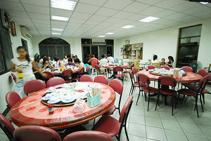 內部用餐空間最多可以容納70人